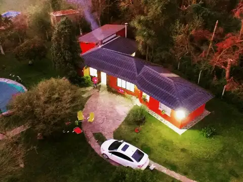 Casa 4 ambientes con 2 baños