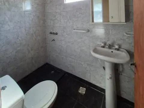 Departamento 4 ambientes con 3 baños