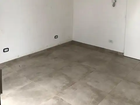 Local en Alquiler en Quilmes, $ 650.000