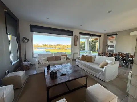 Casa  en Alquiler en El Cantón Islas, El Cantón, Escobar