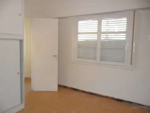 Oficina 2 ambientes con 1 baño