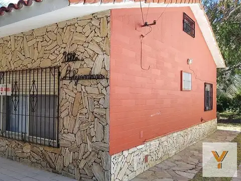 Casa en Venta en Mar del Tuyu, USD 140.000