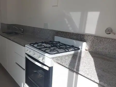 Departamento en Alquiler en Bosque Alto, $ 1.300.000