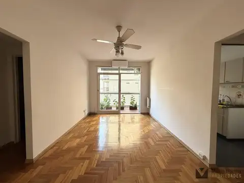 Avenida Juan Bautista Alberdi 500