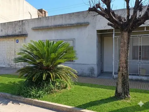 Depto Tipo Casa en Venta de 4 ambientes