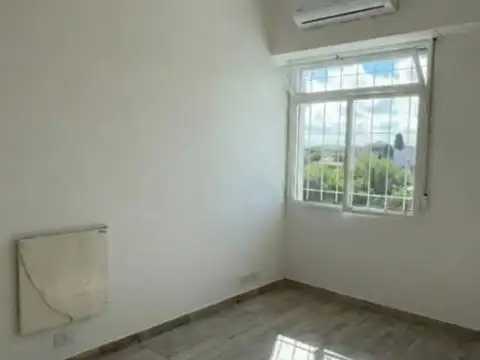 Departamento en Alquiler en Parque Chacabuco, $ 500.000