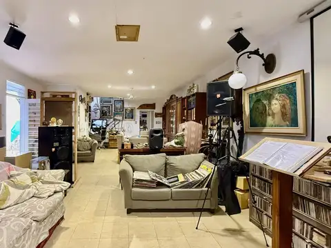 Tucumán 4300 - Casa 3 dormitorios con galpón, patio y pileta en Barrio Luis Agote