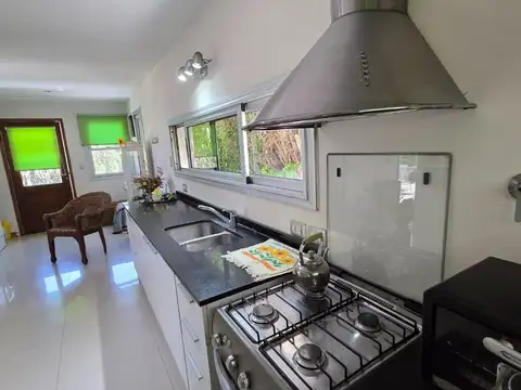 Avenida Gutiérrez - Hudson 4000