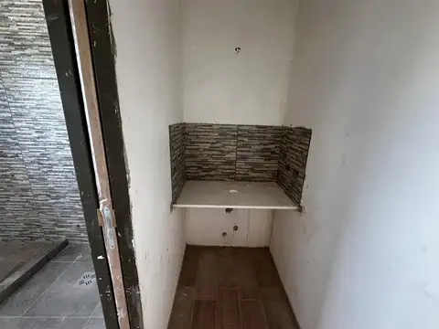 Depto Tipo Casa en Venta en Los Hornos, USD 72.000