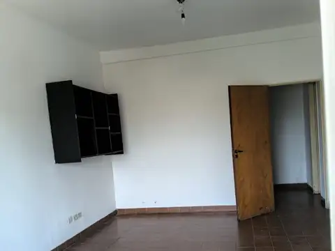 Amplio depto 3 ambientes en San Martin