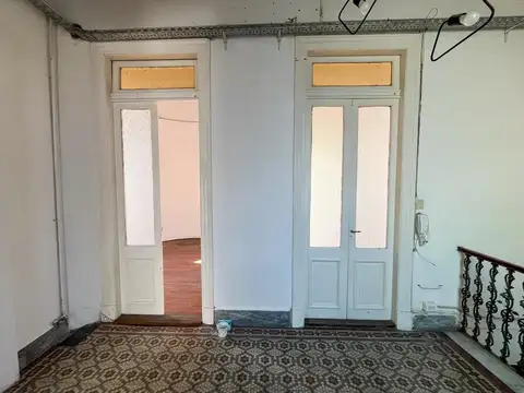 Pje. Storni (Laprida 1800)