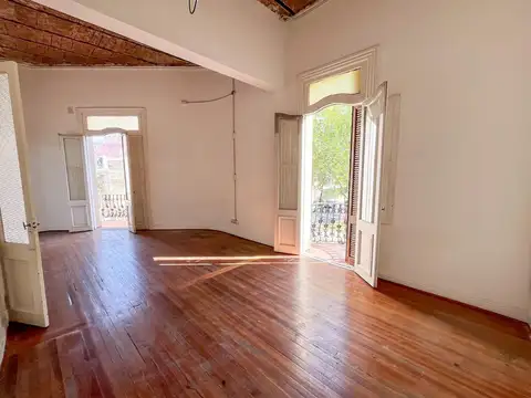 Local en Alquiler en Abasto, $ 940.000
