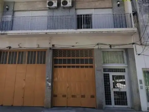VENTA departamento o casa planta alta piso exclusivo 3 dormitorios Abasto