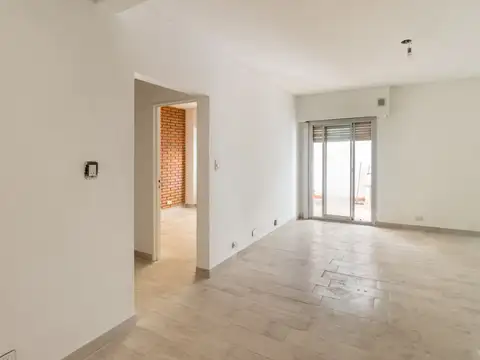 3 Ambientes reciclado con 2 Patios