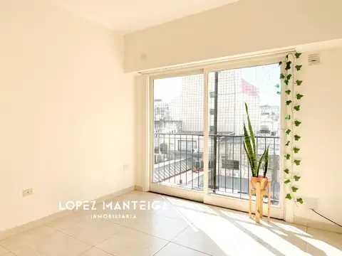 Departamento 2 Ambientes Venta en Floresta