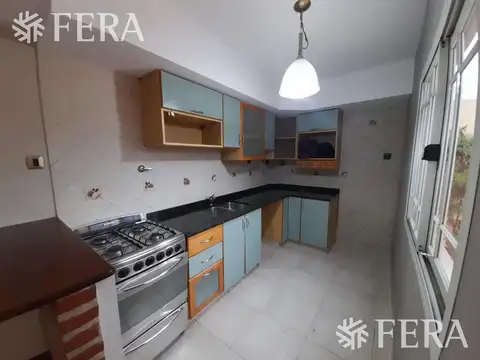 Depto Tipo Casa en Alquiler de 2 dormitorios