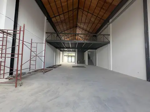 Local en Alquiler en City Bell, $ 5.000.000