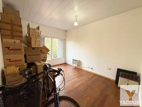 Casas en venta - 5 Dormitorios 6 Baños - Cocheras - 2.600Mts2 - Lisandro Olmos, La Plata