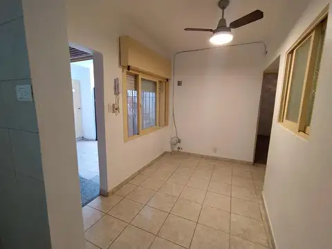 Depto Tipo Casa en Alquiler en Vicente Lopez, $ 950.000