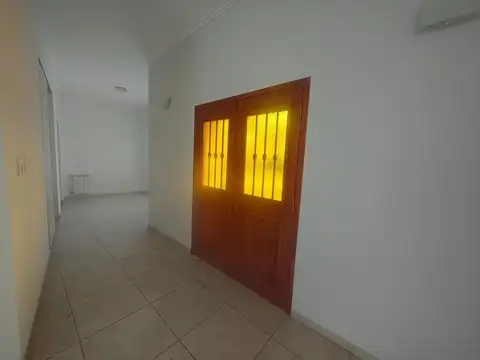 CASA EN ALQUILER EN UNA PLANTA EN WESTON