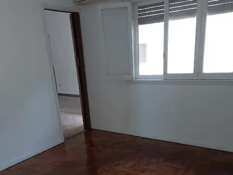 Depto Tipo Casa en Alquiler de 3 dormitorios