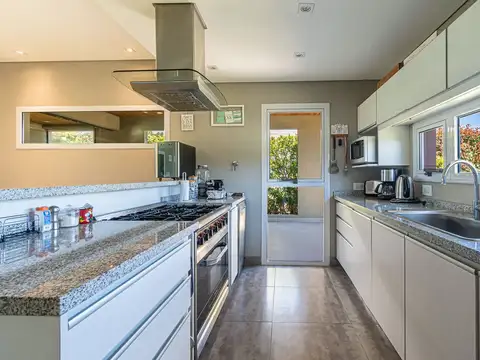 Casa en Alquiler de 3 dormitorios