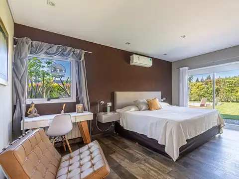 Casa en Alquiler en Country Santa Rita, USD 1.800