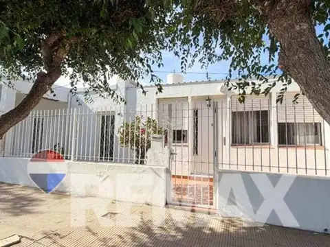 BARRIO ROCA. CASA DOS DORMITORIOS