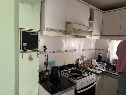 Casa 3 ambientes con 1 baño