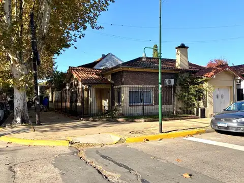 3 Amb. en Una Planta. Jardín, Suite y Garage - 1 Cuadra Av.