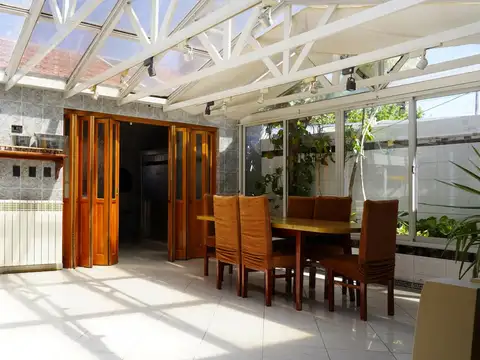 Casa en Venta en Lomas de Zamora, USD 199.000