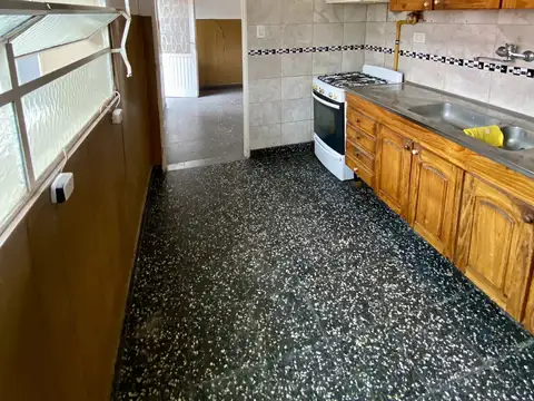 Profesor G. Simón 1200