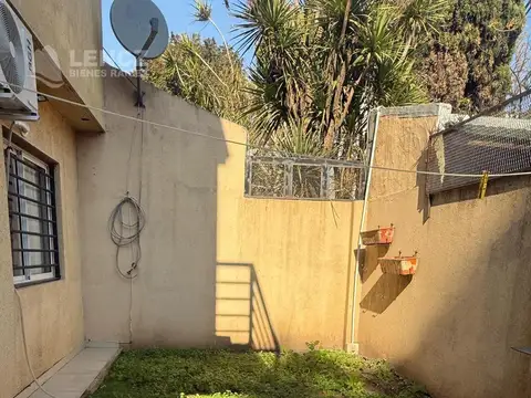 Depto Tipo Casa en Venta en Quilmes, USD 55.000