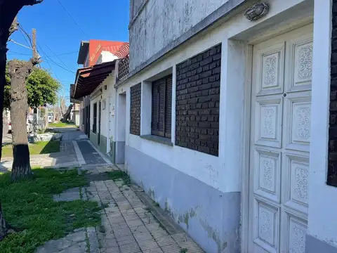 PH 2 AMB CON PATIO Y ENTRADA INDEPENDIENTE S/ EXP
