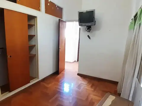 Virrey Liniers 1400 , Piso 1