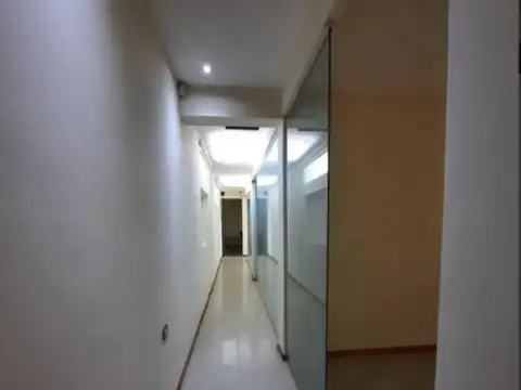 Oficina en Alquiler en Barrio España y Hospitales, $ 1.000.000