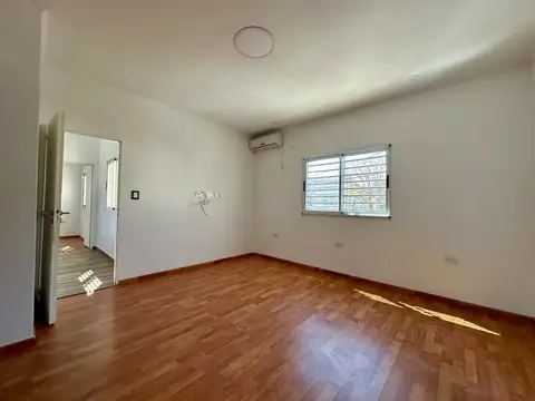 Depto Tipo Casa 4 ambientes con 1 baño