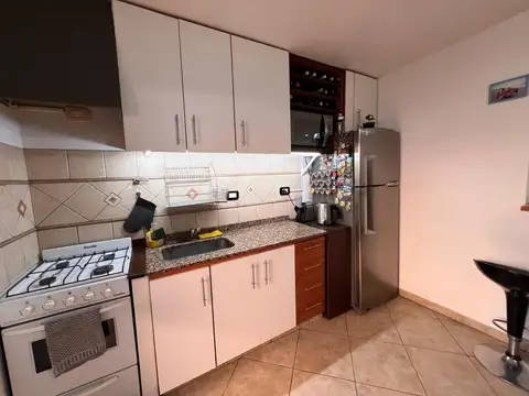 Depto Tipo Casa en Venta con 1 cocheras