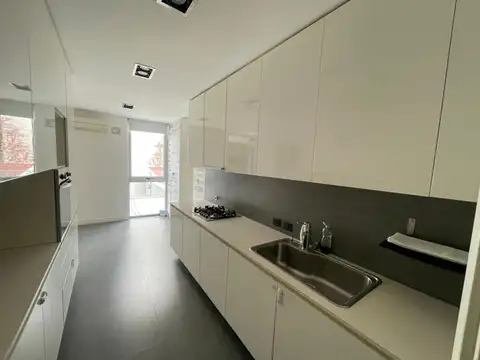 Departamento en Alquiler de 4 ambientes