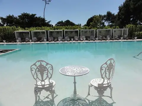 VENTA Departamento en Torre Yoo Punta de Este  Playa Brava ROOSVELT parada 8