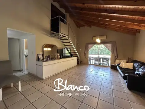 Casa en Venta con 1 cochera