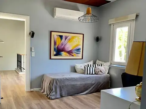 Casa 7 ambientes con 4 baños