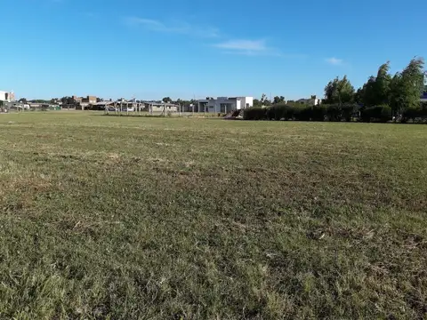 Terreno en Venta en Funes Norte, USD 54.027