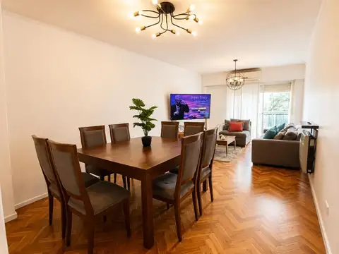 VENTA Depto 4 Amb c/ balcón y espacio guardacoches