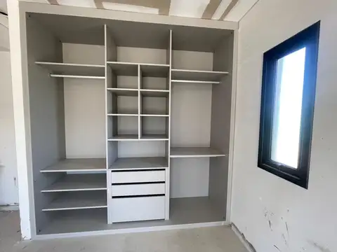 CASA EN POZO, 3 DORM, BARRIO MILCAYAC II, MAIPU
