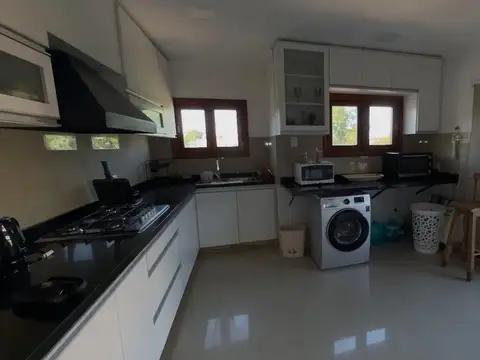 Sara Neira Y Concejal Veiga