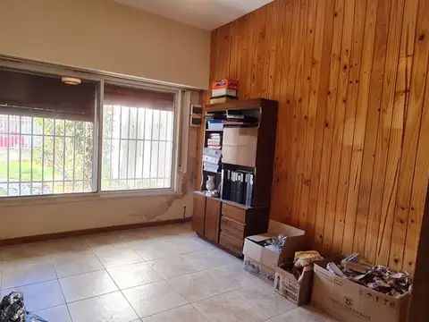 Venta de Casa 5 AMBIENTES en Caseros, Tres de Febrero