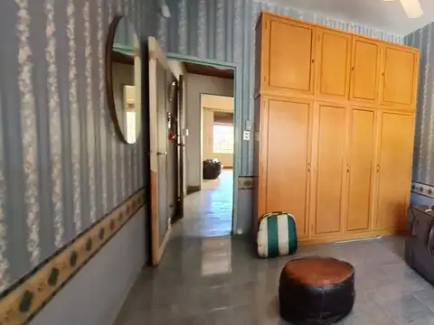 Venta de Casa 5 AMBIENTES en Caseros, Tres de Febrero