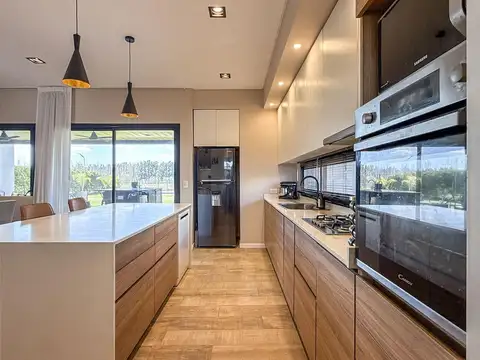 Casa en Venta al Noreste