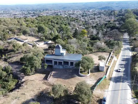 VENTA LOTE 5700M2 CON CONST PROYECTO VALLE HERMOSO